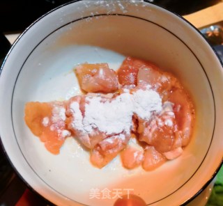 Tasty Wild Pine Mushroom Tofu Pork Soup recipe