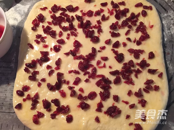 Condensed Milk Cranberry Shredded Bag recipe