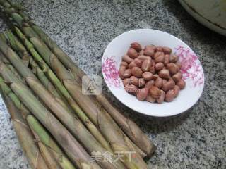 Stir-fried Peanuts with Wild Bamboo Shoots recipe