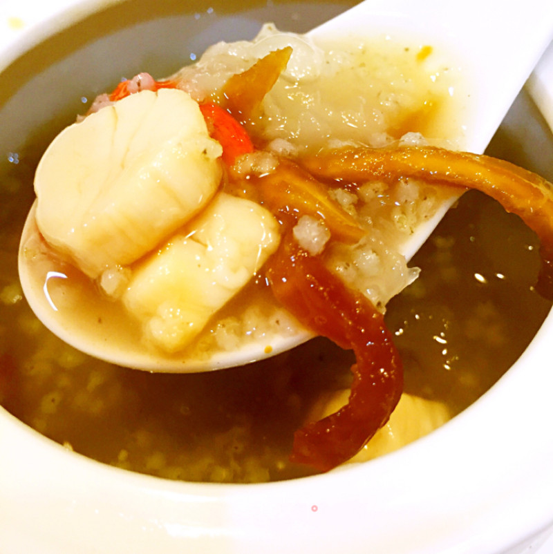Congee with Scallop, Millet, Tremella and Wolfberry recipe