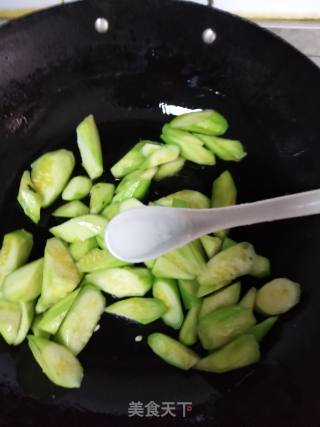 Stir-fried Loofah recipe