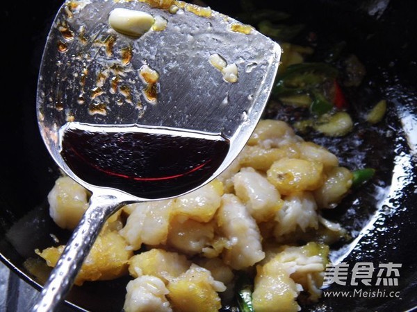 Spicy Fried Long Lee Fish recipe