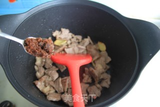 Japanese Style Potato Beef Soup recipe