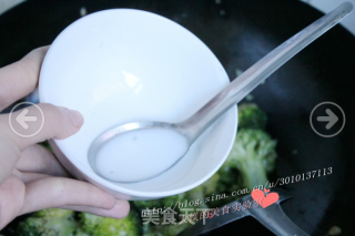 Simple and Delicious Diet Dish-garlic Broccoli recipe