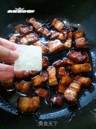 Braised Pork Belly with Red Dates recipe