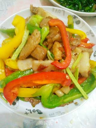 Stir-fried Pork with Three Peppers recipe