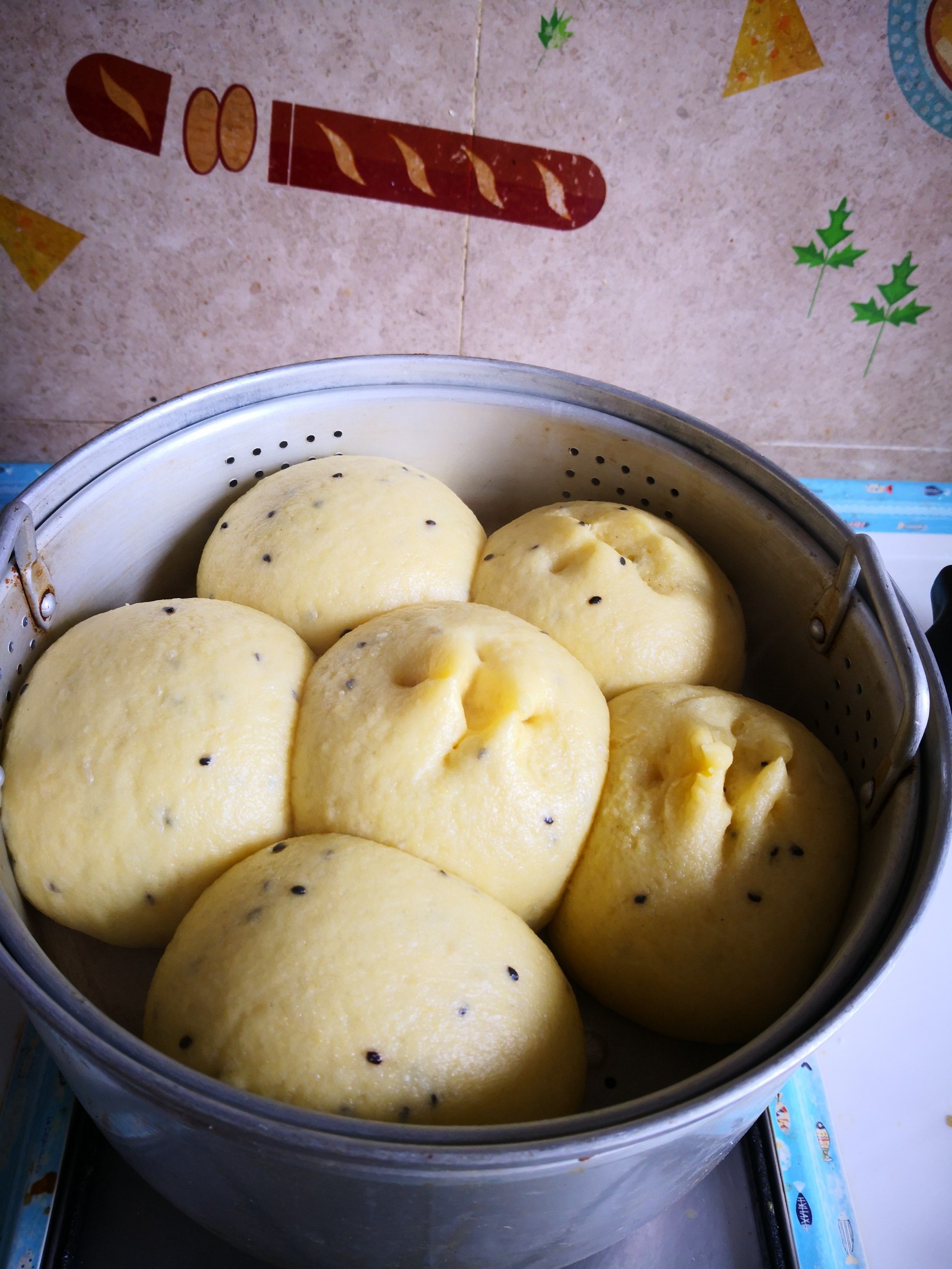 Black Sesame Cornmeal Buns recipe