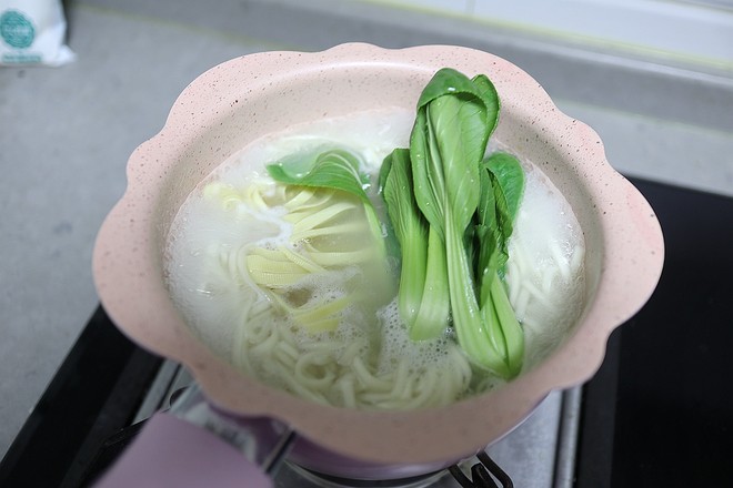 Tofu Noodle Soup with Green Vegetables and Chicken recipe