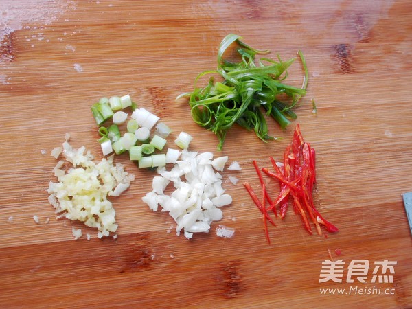 Steamed Golden Needle Squid Rings recipe