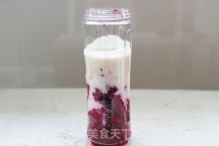 Summer Detox Essential Drink-dragon Fruit Milkshake recipe