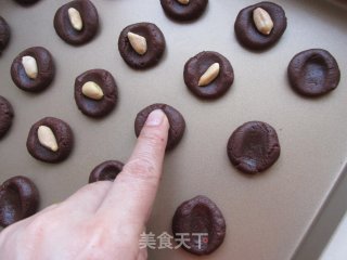 Cocoa Peanut Shortbread Cookies recipe