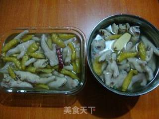 It’s Delicious and Can’t Stop Mouth Dripping 【pickled Pepper Chicken Feet】 recipe
