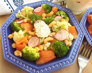 Quinoa Reduced Fat Salad [end of Mix and Match] recipe