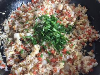 Fried Rice with Fresh Shells recipe