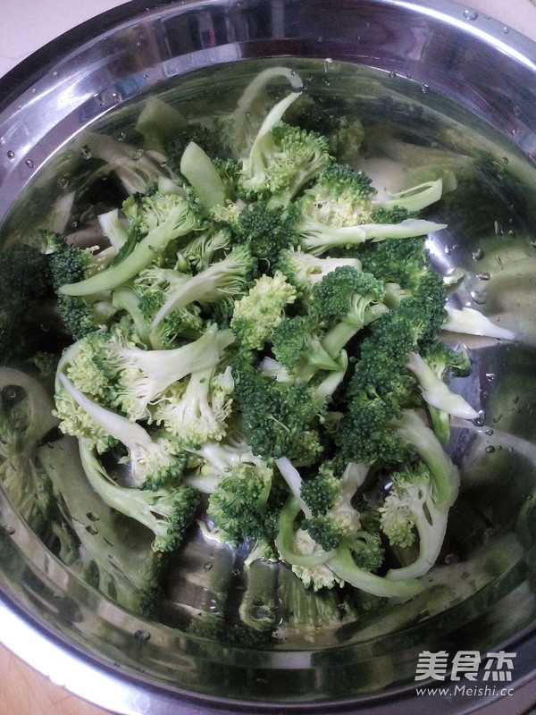 Stir-fried Broccoli recipe