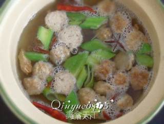 White Radish Stewed Tofu Small Casserole recipe