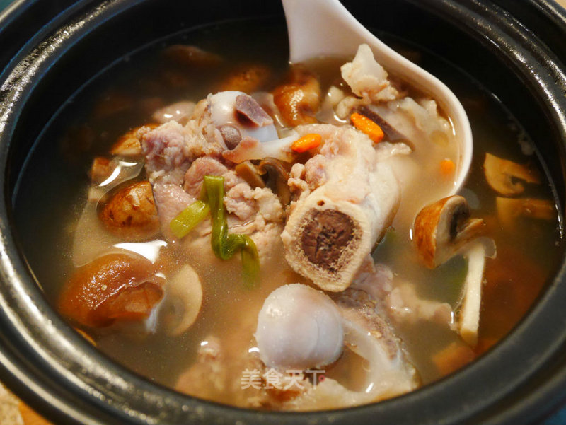 Pork Bone Mushroom Soup recipe