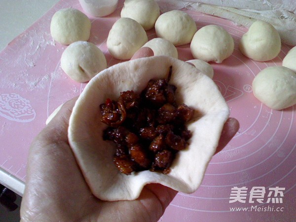 Sauce Pork Buns recipe