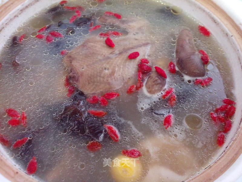 Homing Pigeon Stewed Water Snake recipe