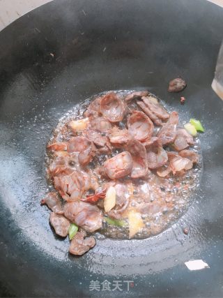 Stir-fried King Pleurotus with Sausage recipe