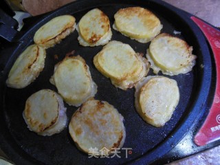 Pan-fried Potato Tongs recipe