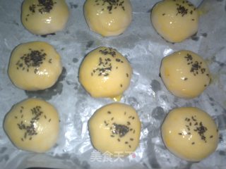 Fresh Meat Moon Cakes recipe
