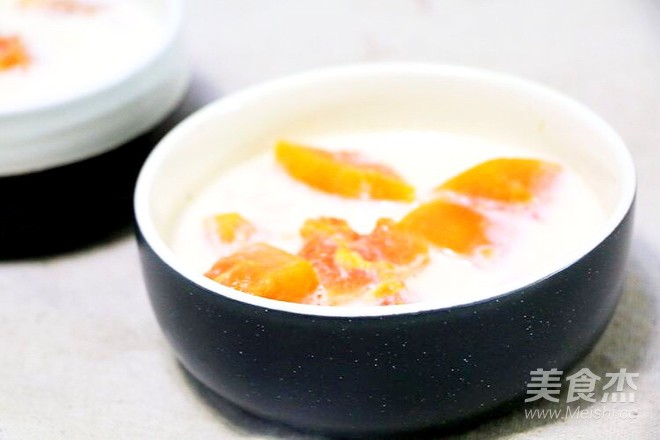 Stewed Papaya with Fresh Milk recipe