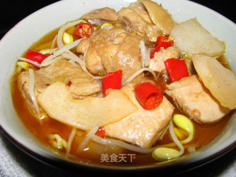 Sour Bamboo Shoots and Papaya Chicken recipe