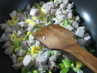 Fried Rice with Green Egg Sorghum Buns recipe