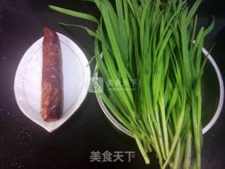 Stir-fried Leek with Spicy Sausage recipe