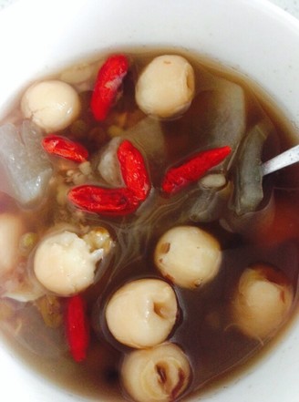 Winter Melon, Lotus Seed, Mung Bean and Wolfberry Soup recipe