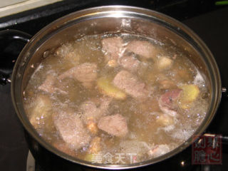 Hakka Whole Pig Soup recipe