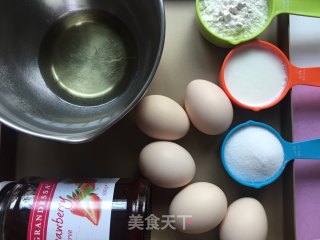 Strawberry Jam Cake Roll recipe