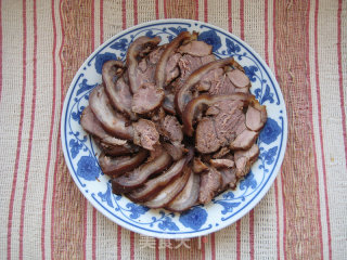 Beijing-flavored Spring Pancakes-pancakes with Pork Shoulders recipe