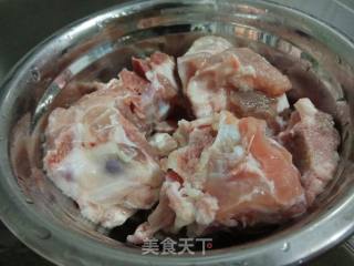 Bawang Flower Pork Bone Soup recipe