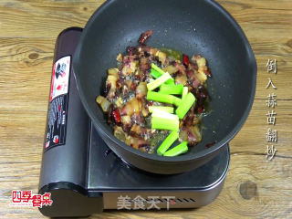 Stir-fried Bacon with Garlic recipe