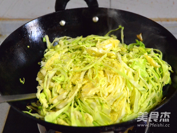 Stir-fried Rice Cake with Soy Sauce for Many Years recipe