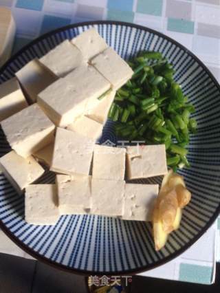 Crucian Tofu Soup recipe