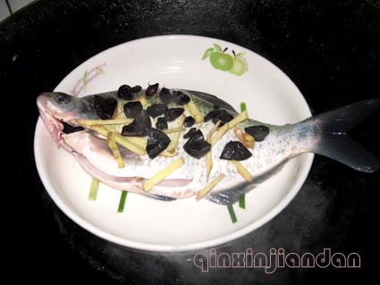 Steamed Wuchang Fish with Lam Kok recipe