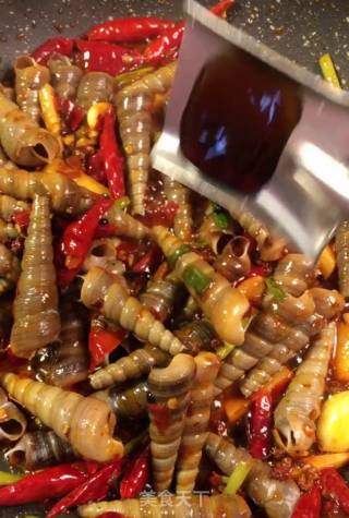 Spicy Stir-fried Nail Snails recipe