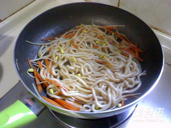 Egg Shredded Udon Noodles recipe