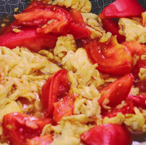 Tomato and Egg Noodles recipe