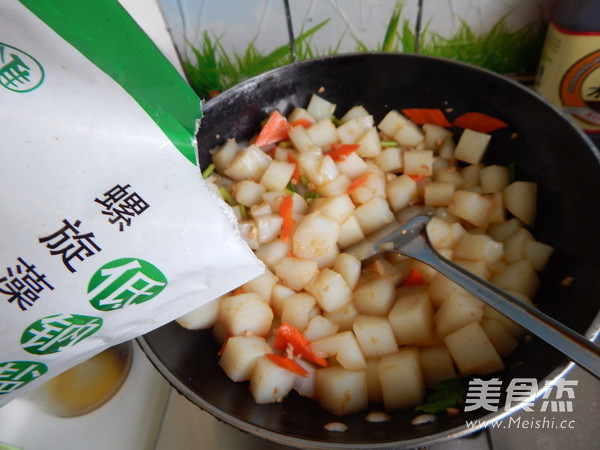 Stir-fried Jelly with Minced Meat recipe