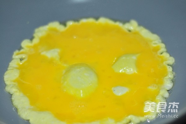 Scrambled Eggs with Chives recipe