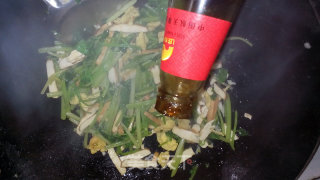 Stir-fried Egg and Celery recipe