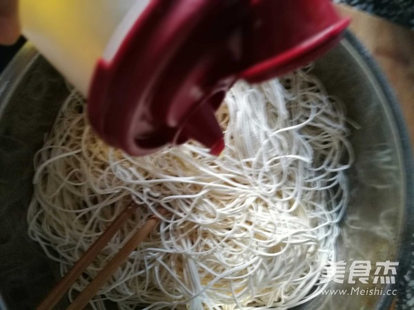 Fried Noodles with Pork and Egg Sauce recipe