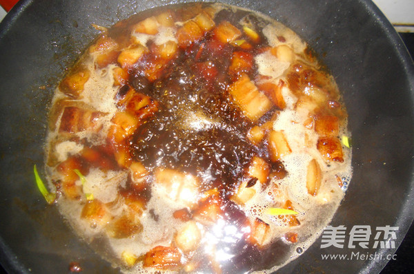 Braised Pork and Eggs recipe