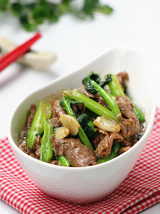 Stir-fried Beef with Choy Sum