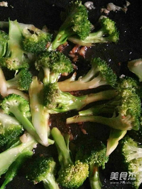 Stir-fried Broccoli recipe