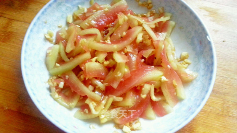 Garlic and Watermelon Peel with Sesame Oil (with Homemade Sesame Oil Method) recipe